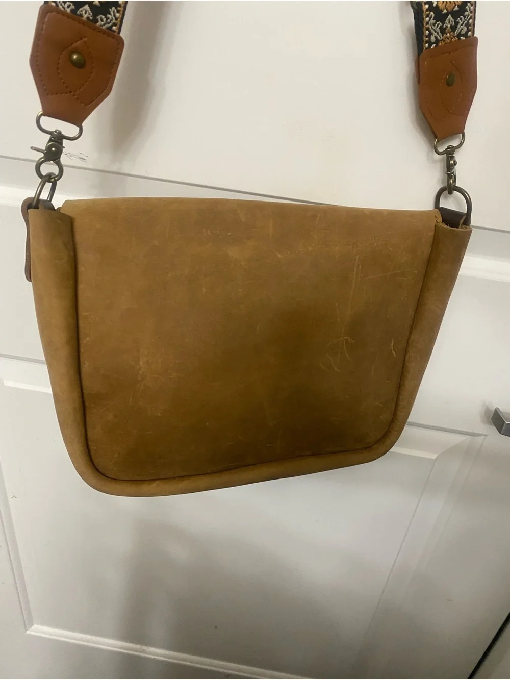 Men's Casual Leather Messenger Bag in Brown